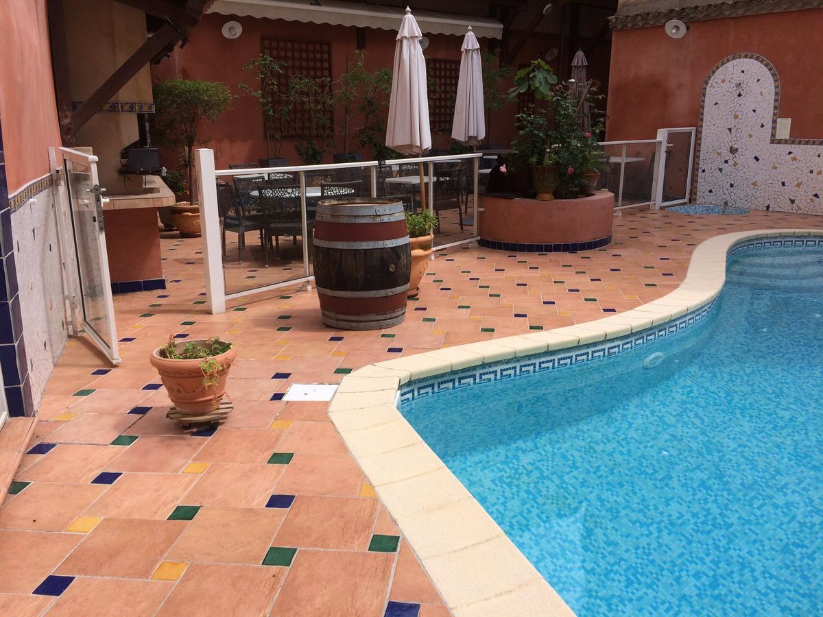 Lodève Logis Hotel Restaurant De La Paix מראה חיצוני תמונה