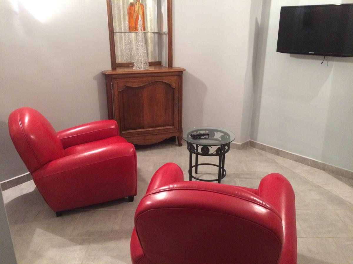 Lodève Logis Hotel Restaurant De La Paix מראה חיצוני תמונה